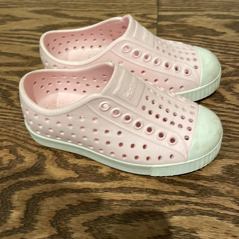 Native Jefferson toddler water shoes